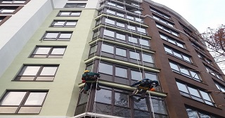 Установка крыши на балкон Елабуга цена от 1048 руб. м/2.
